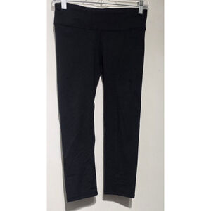 Women's Fabletics Black Cropped Leggings Size S